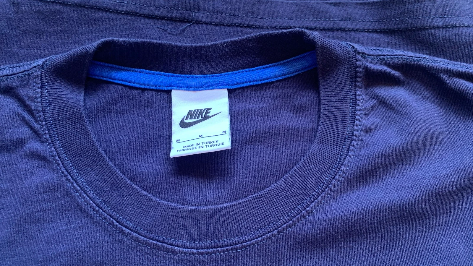 Vintage Nike Sportswear T-shirt in marineblauw – photo 4